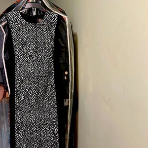 Vince Camuto Women’s Contrast Fitted Dress